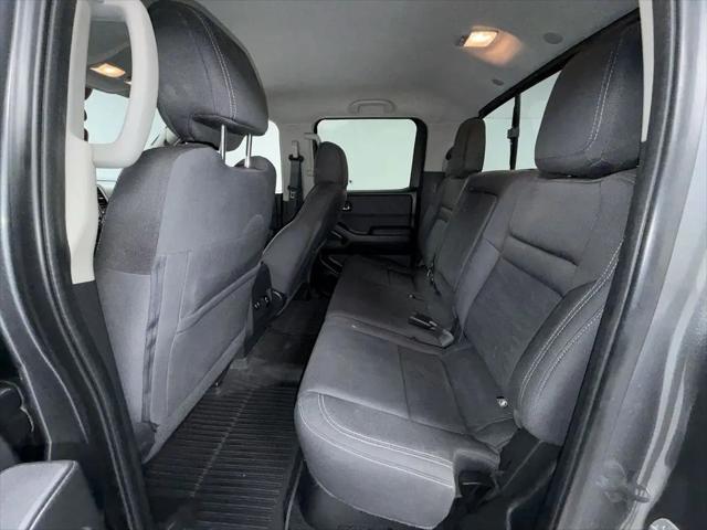 2022 Nissan Frontier Crew Cab SV 4x4