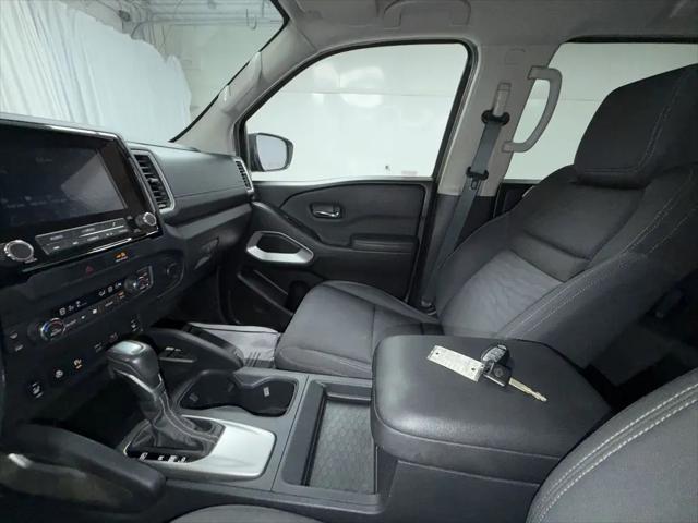 2022 Nissan Frontier Crew Cab SV 4x4