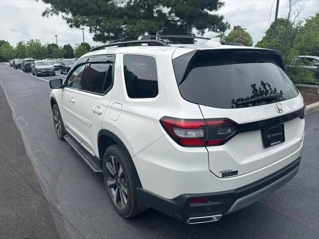 2025 Honda Pilot Touring