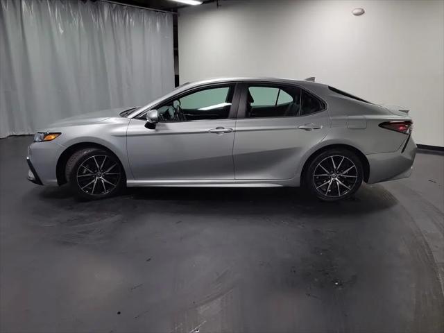 2023 Toyota Camry SE AWD