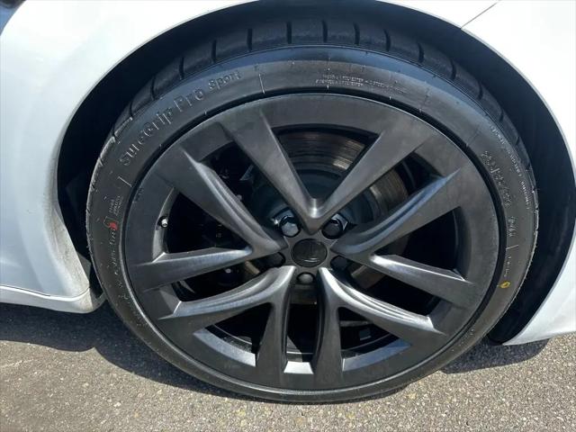 2021 Tesla Model S Plaid Tri Motor All-Wheel Drive