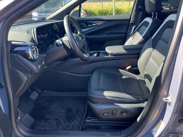 2024 Chevrolet V Blazer eAWD 2LT