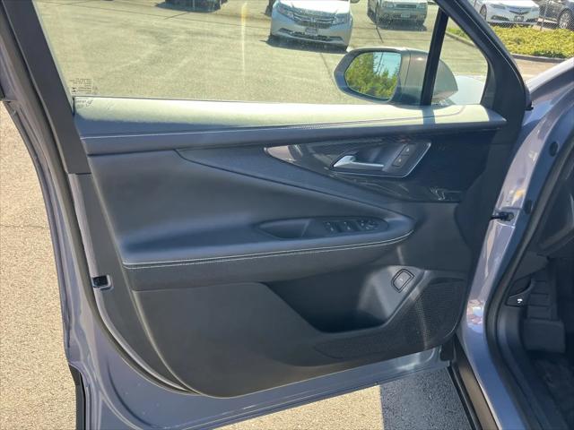 2024 Chevrolet V Blazer eAWD 2LT