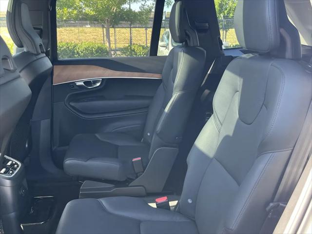 2025 Volvo XC90 Plug-In Hybrid T8 Plus 6-Seater
