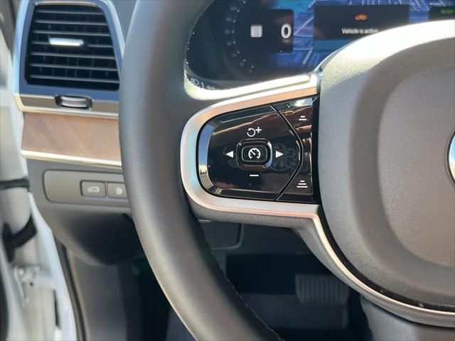 2025 Volvo XC90 Plug-In Hybrid T8 Plus 6-Seater