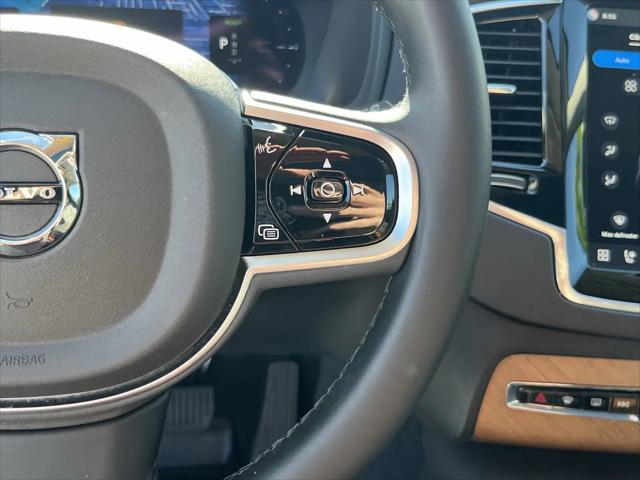 2025 Volvo XC90 Plug-In Hybrid T8 Plus 6-Seater
