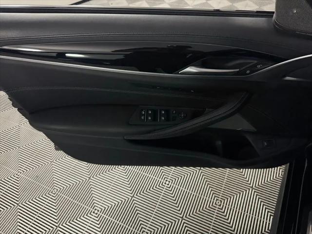 2022 BMW M5 i xDrive