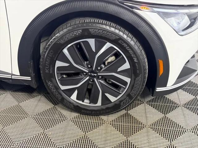 2024 Kia EV6 Light Long Range
