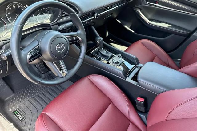 2024 Mazda Mazda3 2.5 S Carbon Edition