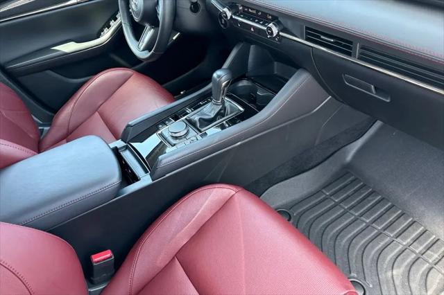 2024 Mazda Mazda3 2.5 S Carbon Edition