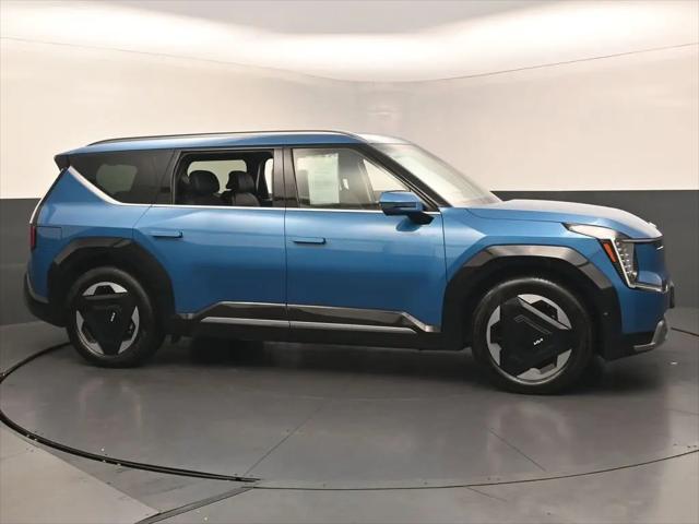 2024 Kia EV9 Land