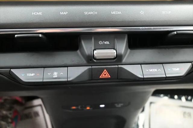 2024 Kia EV9 Land