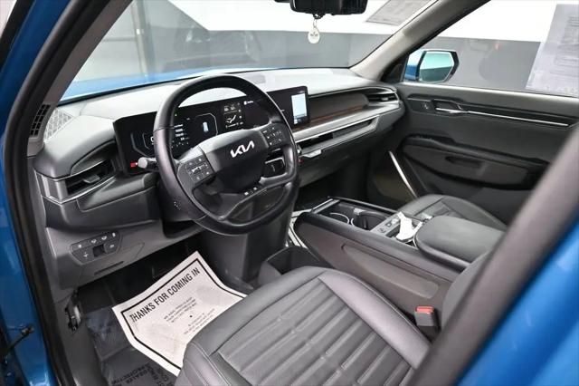 2024 Kia EV9 Land