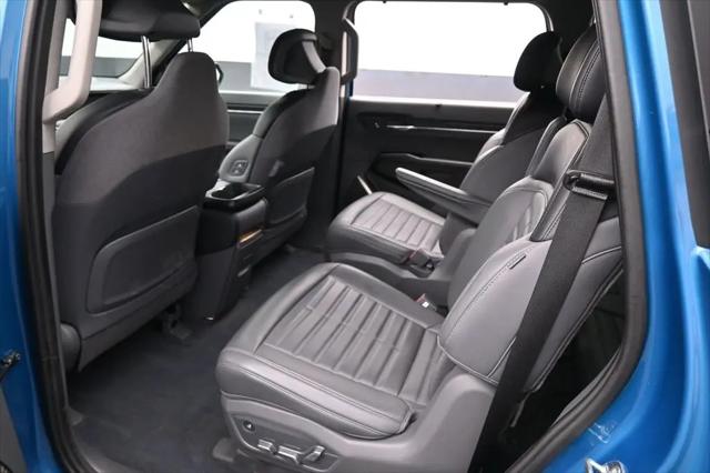 2024 Kia EV9 Land