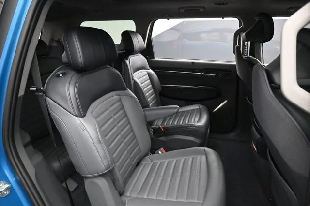 2024 Kia EV9 Land