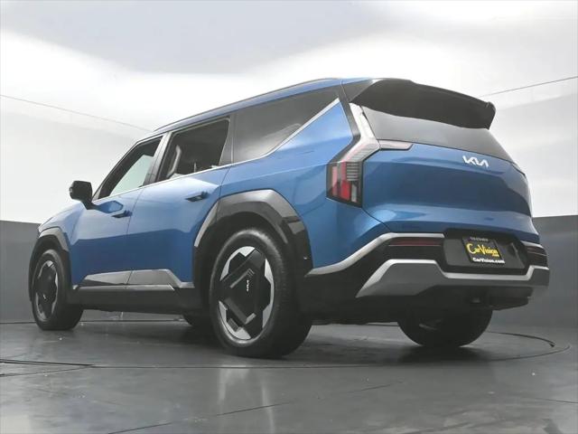 2024 Kia EV9 Land