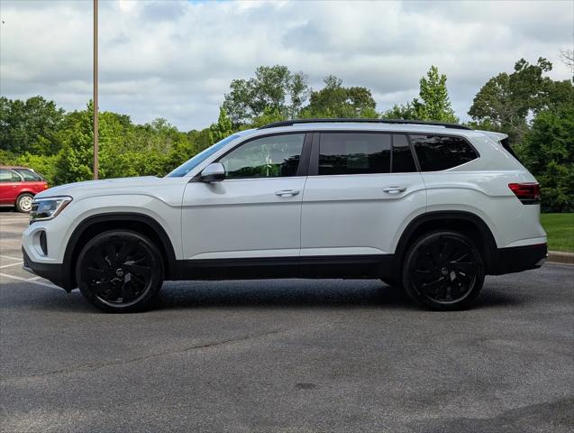 2026 Volkswagen Atlas SE with Technology