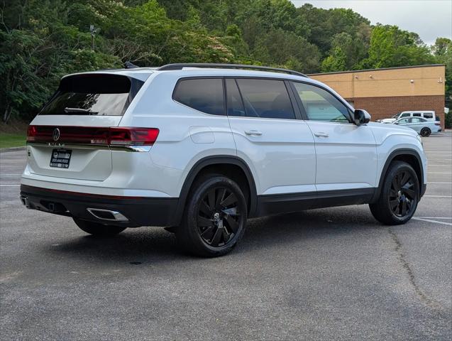 2026 Volkswagen Atlas SE with Technology