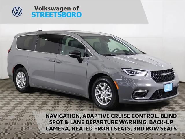 2025 Chrysler Pacifica Select for sale in Streetsboro, OH