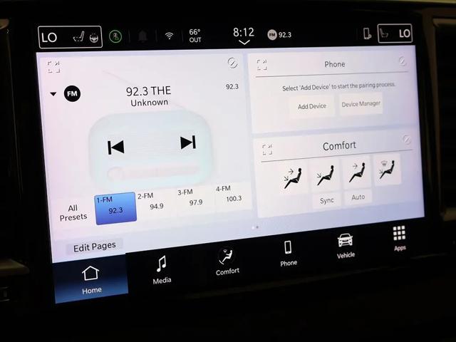 2025 Chrysler Pacifica Select