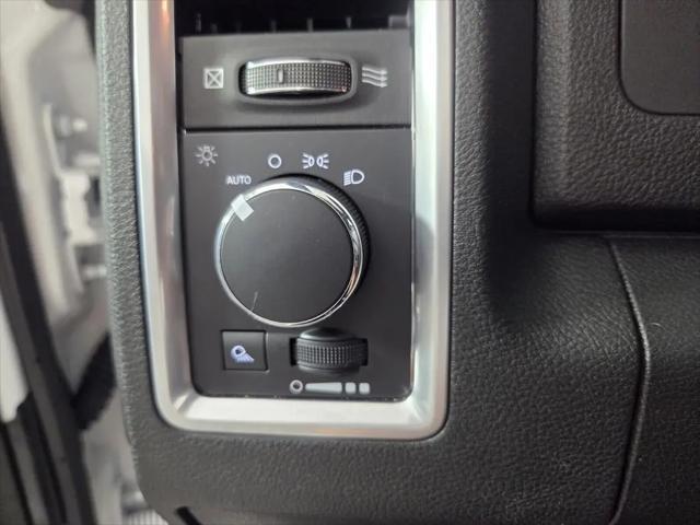 2024 Ram 1500 Classic Warlock Quad Cab 4x2 6'4" Box