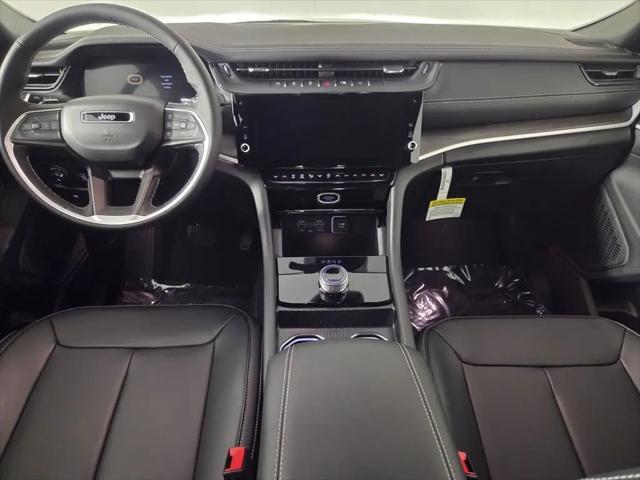 2026 Jeep Grand Cherokee Limited 4x2