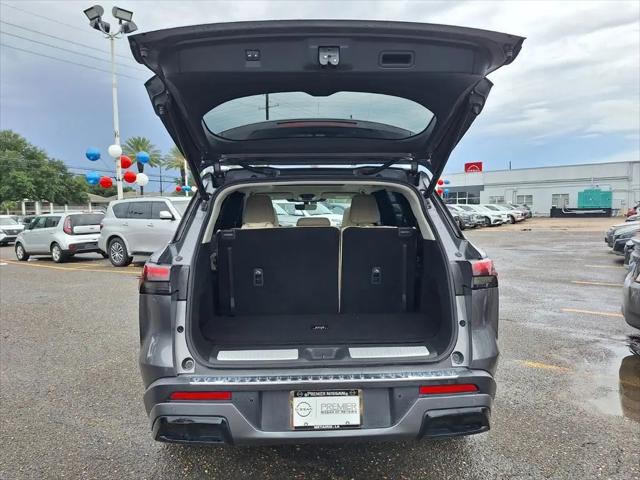 2023 INFINITI QX60 LUXE