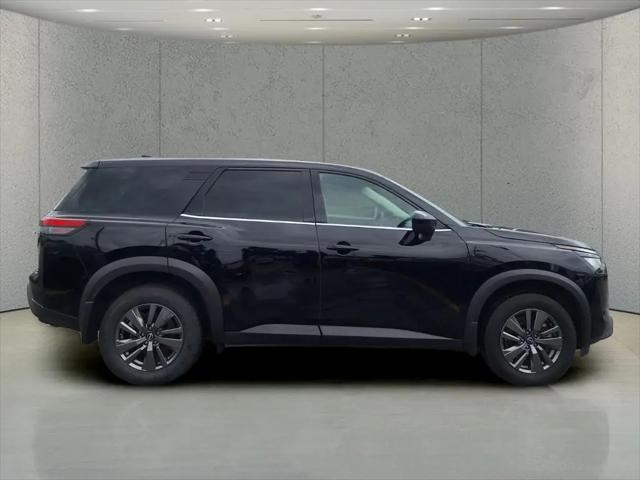 2025 Nissan Pathfinder S FWD