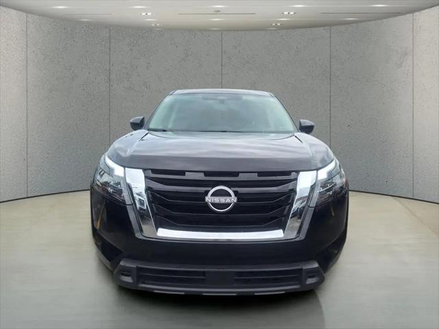 2025 Nissan Pathfinder S FWD