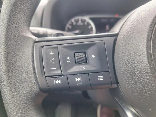 2025 Nissan Pathfinder S FWD