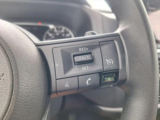 2025 Nissan Pathfinder S FWD