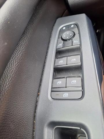 2025 Nissan Pathfinder S FWD