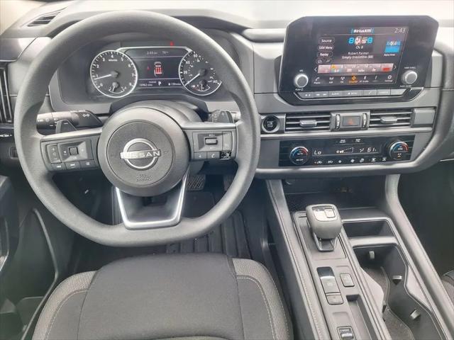 2025 Nissan Pathfinder S FWD