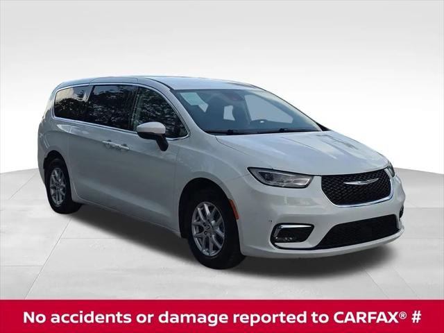 2023 Chrysler Pacifica Touring L for sale in Pompano Beach, FL