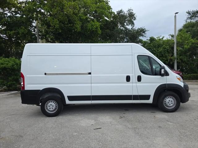 2025 Ram ProMaster 2500 Cargo Van Tradesman High Roof 159" WB w/Pass Seat