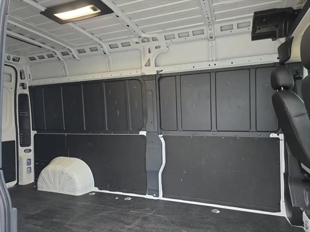 2025 Ram ProMaster 2500 Cargo Van Tradesman High Roof 159" WB w/Pass Seat