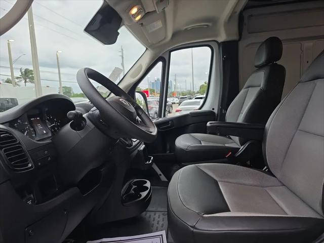 2025 Ram ProMaster 2500 Cargo Van Tradesman High Roof 159" WB w/Pass Seat