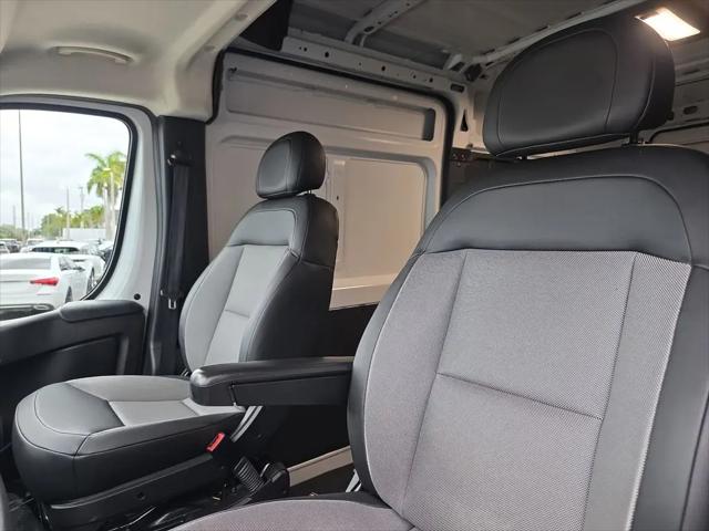 2025 Ram ProMaster 2500 Cargo Van Tradesman High Roof 159" WB w/Pass Seat