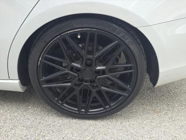 2020 Mercedes-Benz A 220 A 220