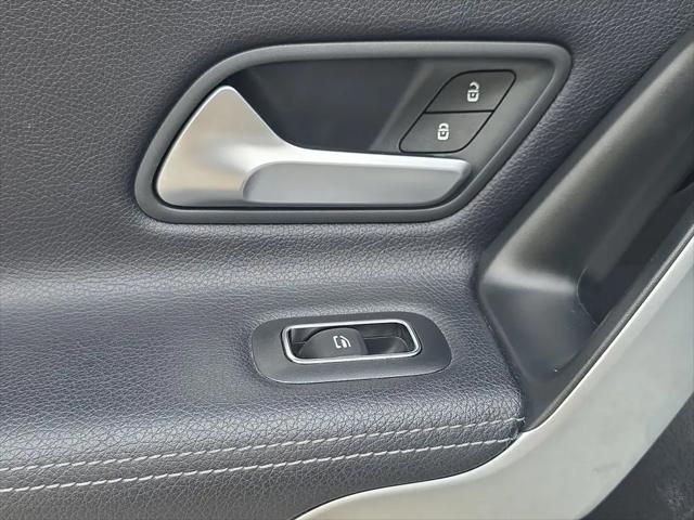 2020 Mercedes-Benz A 220 A 220