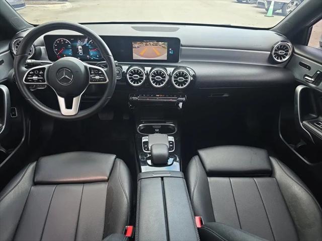 2020 Mercedes-Benz A 220 A 220