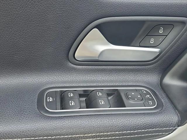 2020 Mercedes-Benz A 220 A 220