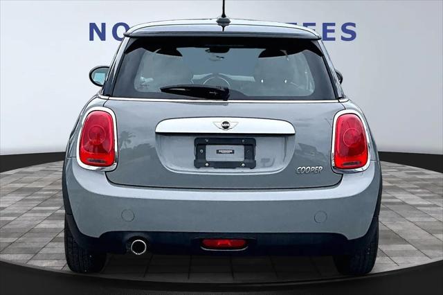 2015 MINI Hardtop Cooper