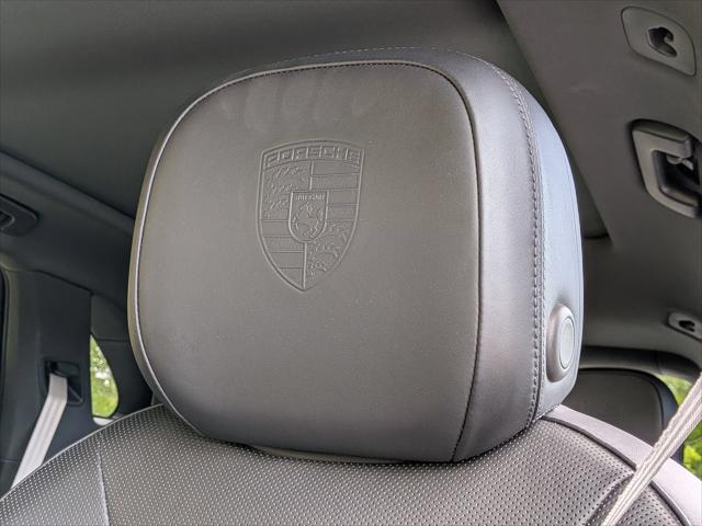 2022 Porsche Cayenne Platinum Edition