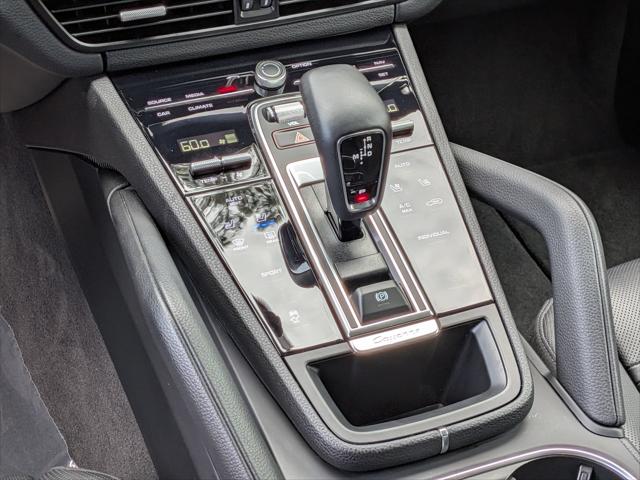 2022 Porsche Cayenne Platinum Edition