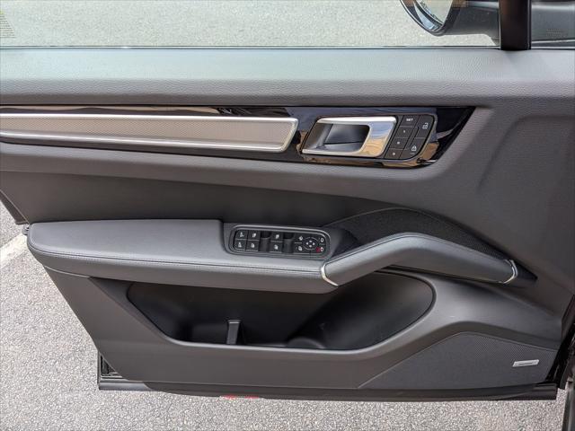 2022 Porsche Cayenne Platinum Edition