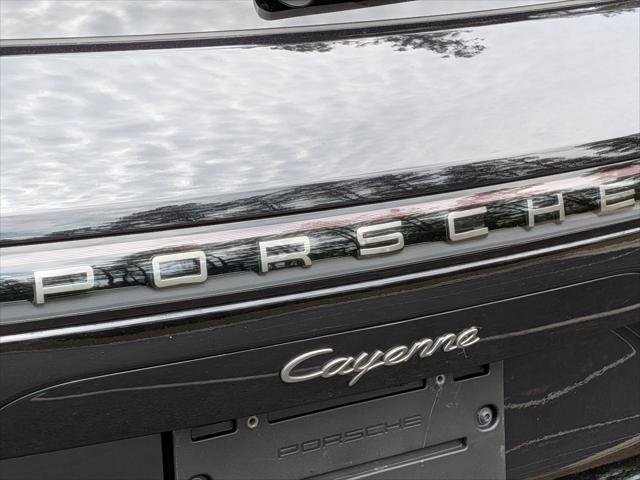 2022 Porsche Cayenne Platinum Edition