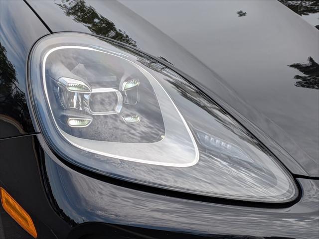 2022 Porsche Cayenne Platinum Edition