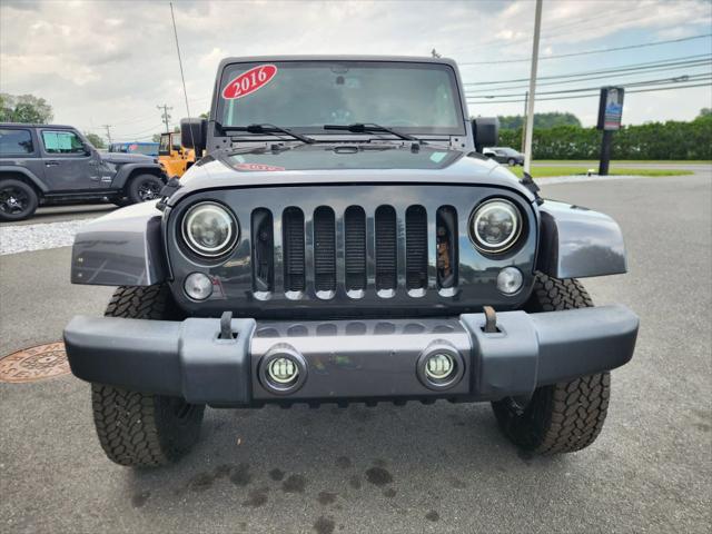 2016 Jeep Wrangler Unlimited Sahara