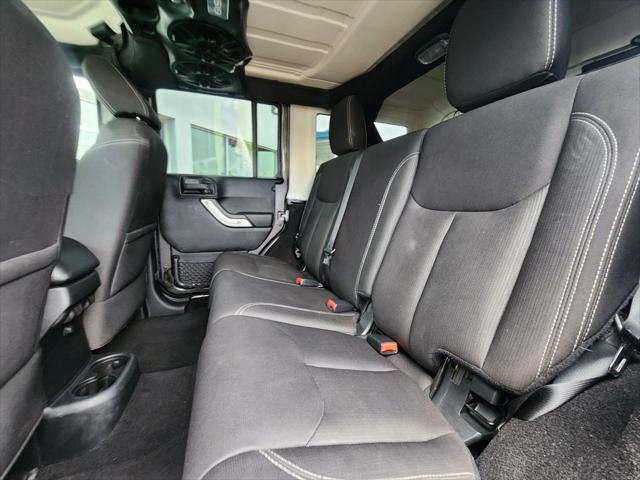 2016 Jeep Wrangler Unlimited Sahara